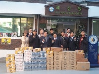 추운겨울 따뜻한 선행을 잊지 않는 MJ그룹 정용현 회장과 스마일플러스 연예인봉사단