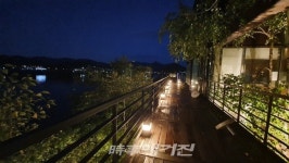 남한강의 정취와 예술을 마시는 곳 THE B(더비)