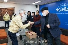 서귀포시, 서귀포시자원봉사센터 등 13개 단체가 제작한 면마스크 6,500매 전달 받아