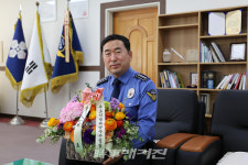 목포해양경찰서 정영진 서장, 화훼농가 살리기 캠페인 참여