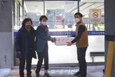 목포시 만호동 마을꾸미기회, 만호 사랑방 까페 열며 떡 나눠