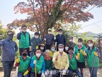 장흥군 회진면 행정복지센터, 사회단체와 함께 저소득가정 청소에 나서