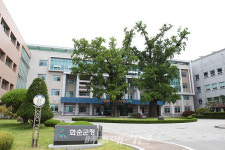 화순군, 사적 모임 8명까지 허용… 현행 거리두기 3주 연장