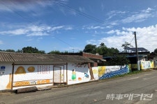 영암군, 안풍마을 고향 담은 사계절 테마 벽화 눈길