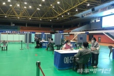 영암군, 방역 사각지대 찾아가는 백신접종 운영