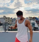 캐나다 헬스트레이너, 김종국 약물복용 의혹 제기 45세 불가능