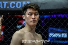 전 챔프 이긴 권원일, 원챔피언십 타이틀전 요구