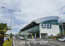 여수공항 임시주차장 추가 운영으로 불법주차 해결