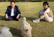 윤석열 대통령, 김건희 여사 반려견과 즐거운 일상 공개