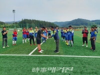 진도군축구협회, 진도초등학교 축구부 등에 후원금 600만원 전달