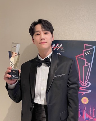 배우 이준영, 2022 AAA IN JAPAN 'AAA 베스트 액터' 수상
