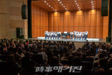 관악아트홀에 선 빈 소년합창단