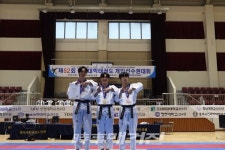 신한대학교 또 우승! 제52회 전국대학태권도 개인선수권대회 종합우승