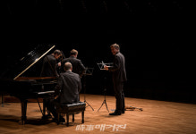 [김보경의 클래식 동맹 6] 나는 이제 무대 뒤 어둠을 사랑한다