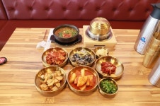  박혜경예담추어명가, KECE 2025 KOR-고객만족도 청주시 추어탕 부문 1위 수상