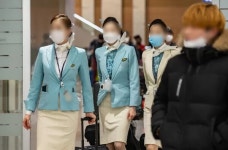 [단독] 대한항공 객실 라인팀장 140명 면보직 파동…절차 없는 인사, 조직 신뢰 무너졌다