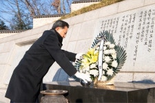 김장호 구미시장, 병오년(丙午年) 새해 첫 공식 일정 충혼탑 참배…힘찬 도약 다짐