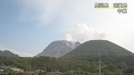 日 가고시마 화산 6년 5개월만에 분화...2단계 주의보 발령