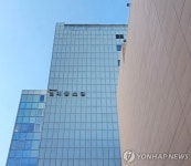 한화투자증권 현대홈쇼핑, 현대렌탈케어 지분 매각 긍정적