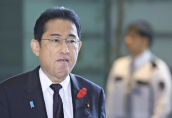 일본 기시다 수상, A급 전범 합사 야스쿠니 신사에 공물 봉납