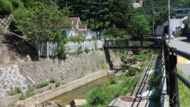 [도시탐험, 주택가 숲과 계곡1] 북한산 계곡 따라 들어선 구기동 주택가