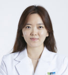 여드름 답변, 한의사>일반인>피부과 전문의 순