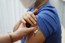 청연요양병원, 코로나19 백신 예방 접종 실시