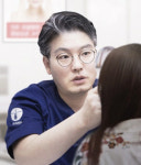 여성 헤어라인 교정 모발이식…시술 전 의료진과 꼼꼼한 상담 필수