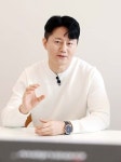 스트라우만, 창립 70주년 기념 스위스 대사관에서 기자간담회 및 덴탈토크쇼 개최