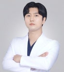 [모발이식 제대로 알기]모발이식 비용 비교 앞서 ‘첫 선택’이 중요한 이유는?