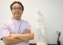 [성형외과 시술 제대로 알기]가슴 축소 수술, 미용을 넘어 신체 밸런스를 위한 치료법