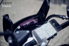 BMW 모토라드, 뉴 R12 nineT·뉴 R12 출시..가격은?