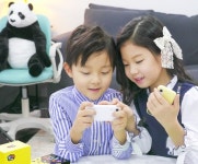 SKT, 잼있는 키즈폰 잼폰 출시...학업과 재미, 안전까지 3박자 갖춰