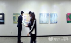 서울서부지방법원, 재판 견학부터 전시회까지…최성배 법원장 시민에게 다가가다