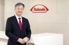 국내 제약에 새 둥지?..문희석 다케다 사장 행보 주목