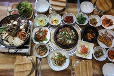 축제 즐기고 고구려맥적구이로 마무리, 단양 맛집 ‘왕릉숯불갈비’