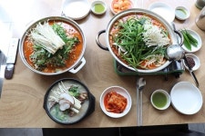 강릉 경포대맛집 맛드린 현지인들이 인정한 감자탕, 곱창전골 맛집