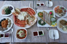 대게를 시키면 물회와 회도 무한리필, 대포항맛집 속초 ‘대포대게’