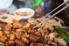 신림맛집 신림황소곱창서 신선한 곱창요리 푸짐하게 즐길 수 있어