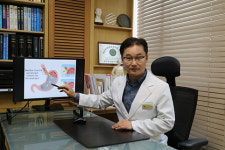 [칼럼] 근본원인 제거하는 역류성식도염 치료, 증상 재발 막는데 중요