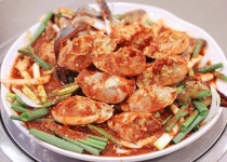 야당역 맛집 ‘매운집’, 천연재료로 만들어 맛있게 매운 갈비찜과 꽃게무침 푸짐하게 맛볼 수 있는 곳