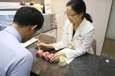 [칼럼] 비발치교정 또는 발치교정, 구강상태교정방법의 장단점 등 두루 확인 후 결정해야