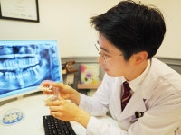 [칼럼]노인 임플란트, 시술 계획하고 있다면 주의할 점은?