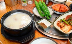 경기도 화성 맛집 ‘왕골남서문장작불곰탕’, “전통방식 곰탕으로 더위 이겨”