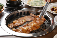 영화에서도 극찬한 수원 왕갈비 맛있는 녀석들에서 무려 106만원이나 먹어...맛이 어느정도 길래?  