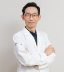 [칼럼] 올바른 편평사마귀 치료 방법 선택하기