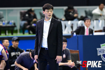 [벤치명암] ‘3위와 3점차’ KGC 이영택 감독대행 “국내 선수들 역할 컸다”