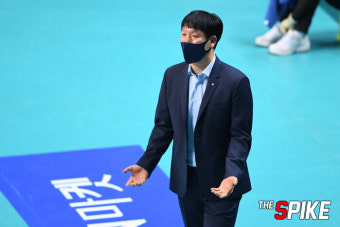 [벤치명암] '6연승 질주' 신영철 감독 