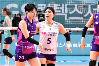흥국생명 김해란, 역대 디그 1만 1000개 성공 ‘역대 1호’...김연경 4500득점 돌파