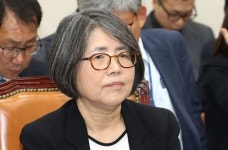 김영란 전 대법관, 서강대 로스쿨 석좌교수 사임